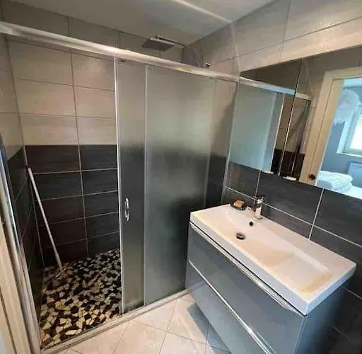 Appartement Confort Et Ressourcement Au Vert Renaison